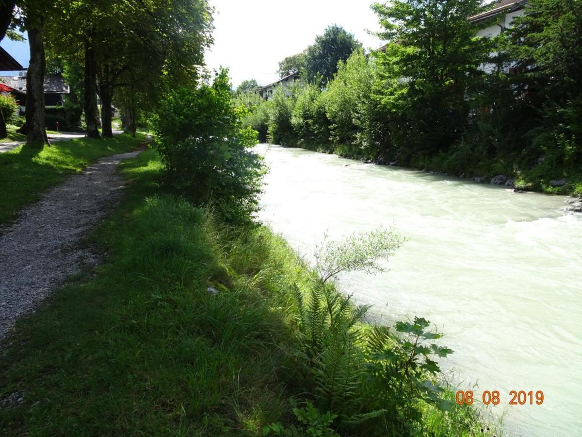 Huge And Calm Apartment In Central Garmisch Esterno foto